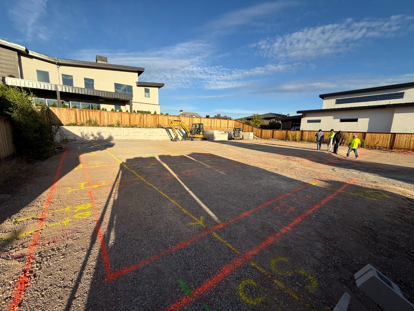 Color-coded underslab layout lines defining the floor plan